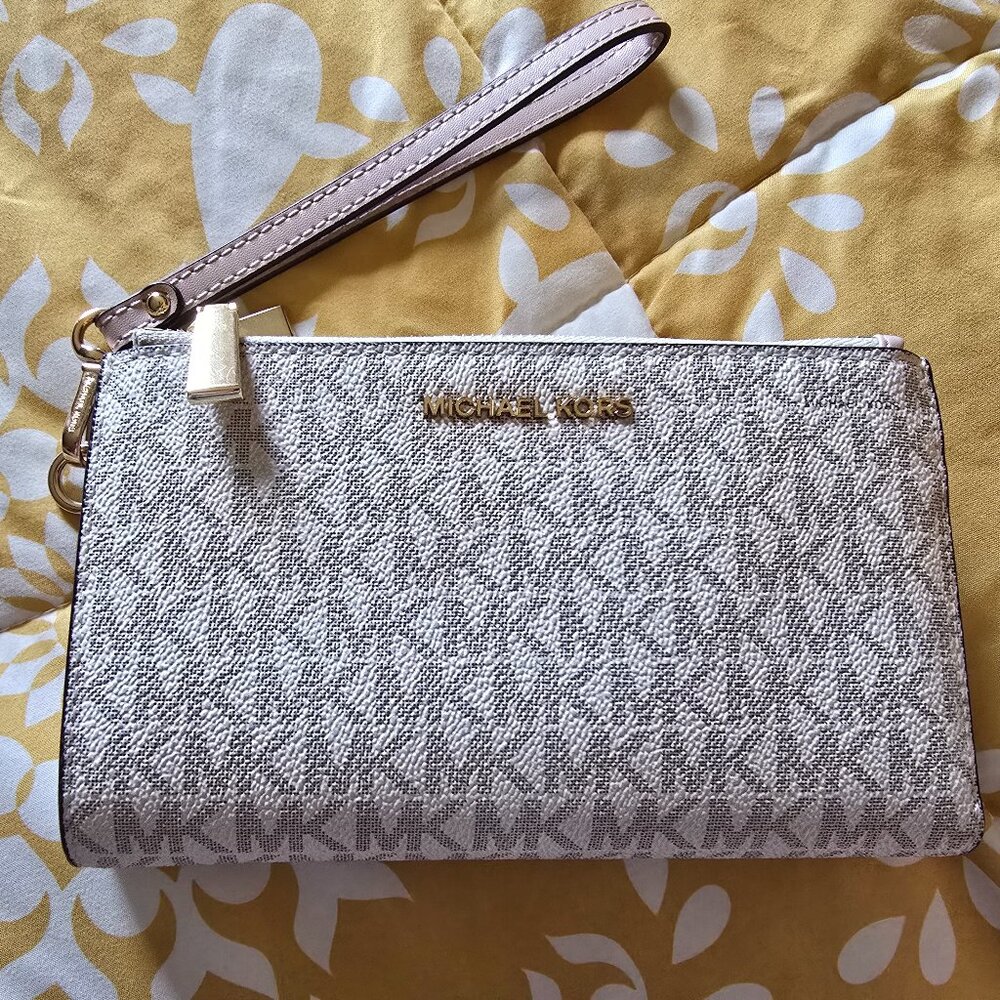 Michael Kors Jet Set Double Zip Wallet Vanilla / Soft Pink